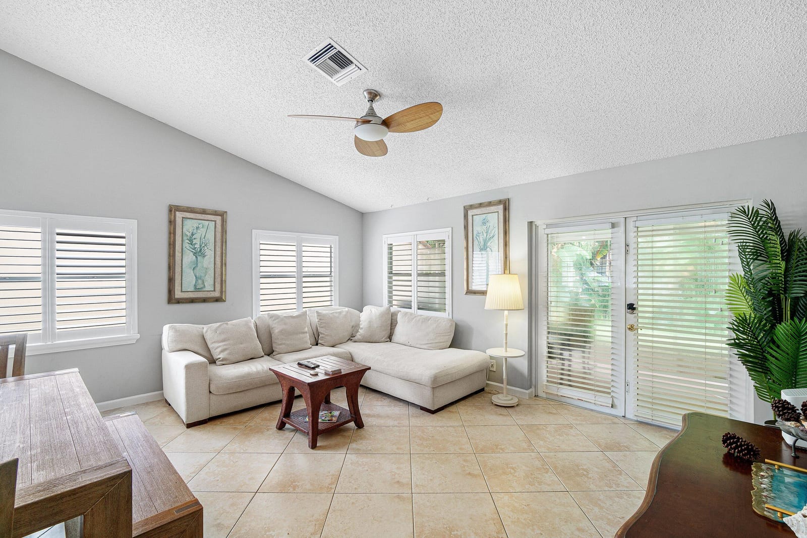 3703 S LANCEWOOD Place, Delray Beach, FL 33445 photo 8