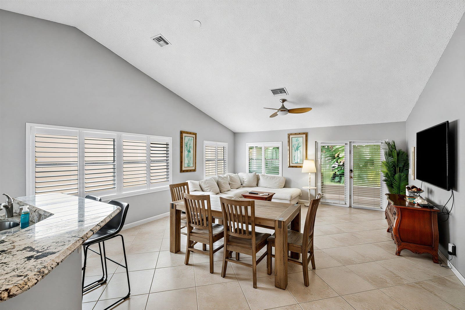 3703 S LANCEWOOD Place, Delray Beach, FL 33445 photo 9