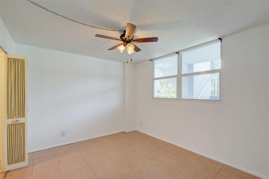 113 ROYAL PARK Drive 1H — photo 2
