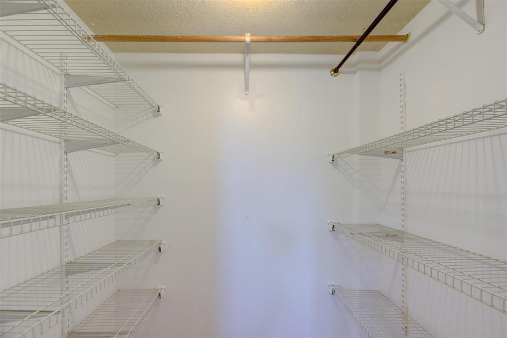 113 ROYAL PARK Drive 1H — photo 4