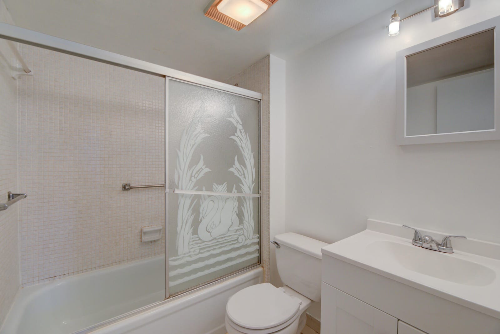 113 ROYAL PARK Drive 1H — photo 10
