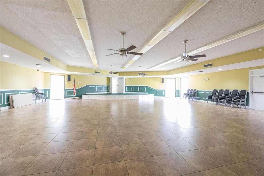 113 ROYAL PARK Drive 1H