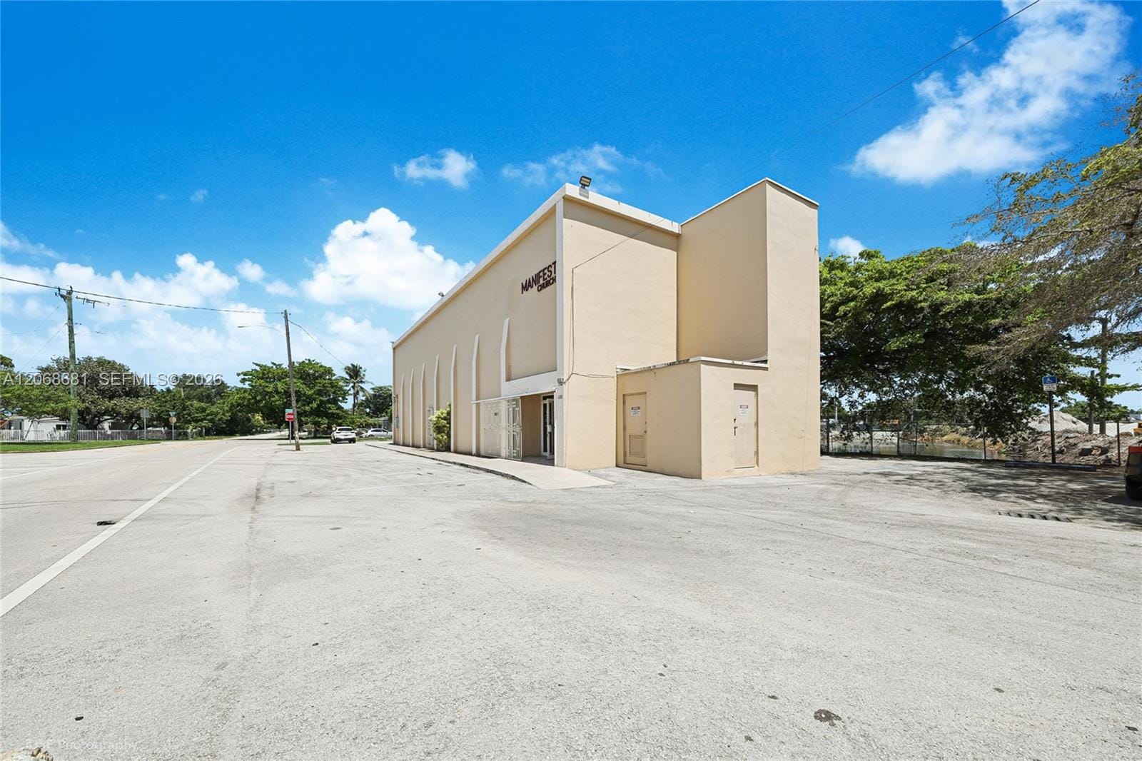 680 Superior Street, Opa-Locka, FL 33054