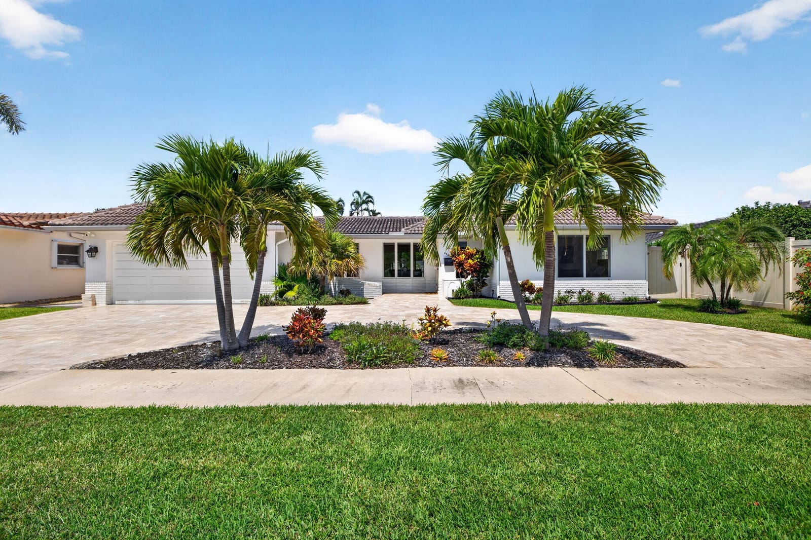 6351 NE 22nd Avenue, Fort Lauderdale, FL 33308 photo 2