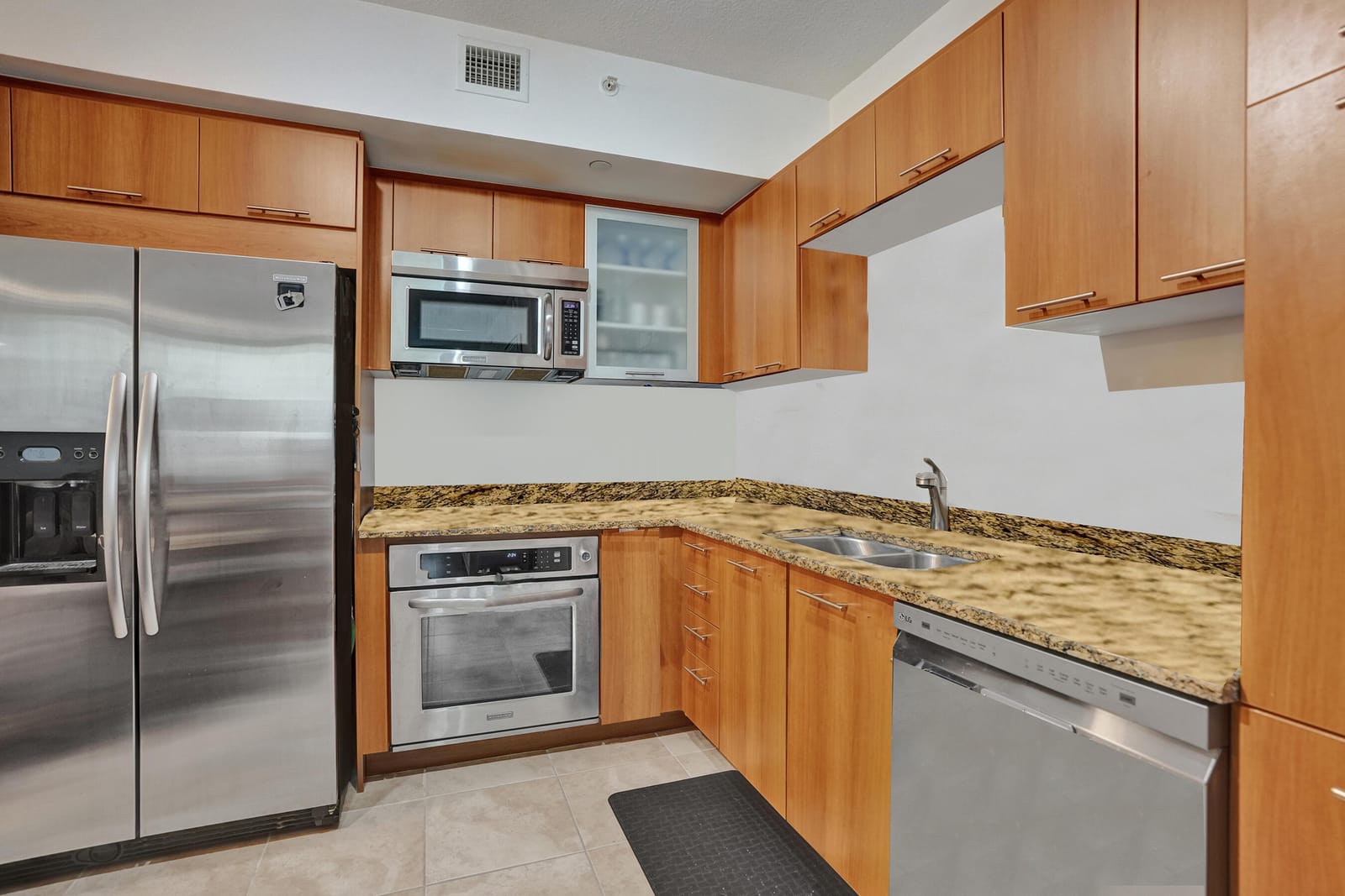 510 NW 84th Avenue 420, Plantation, FL 33324 photo 11