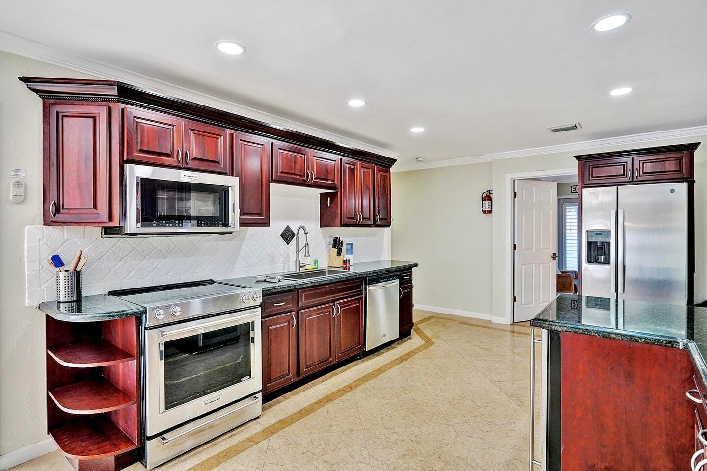 1016 Harrison Street — photo 12