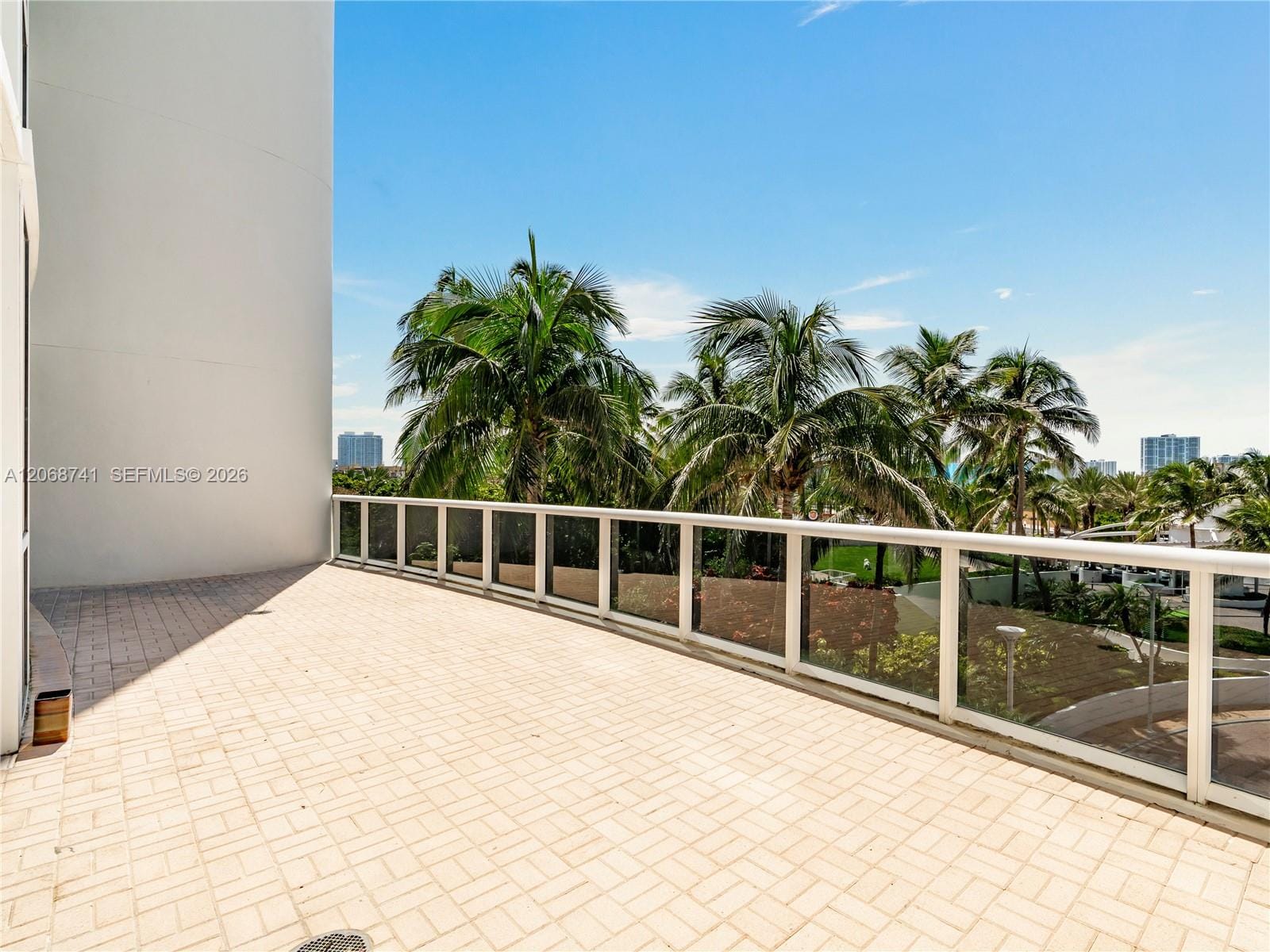 18101 Collins Avenue 503 — photo 10