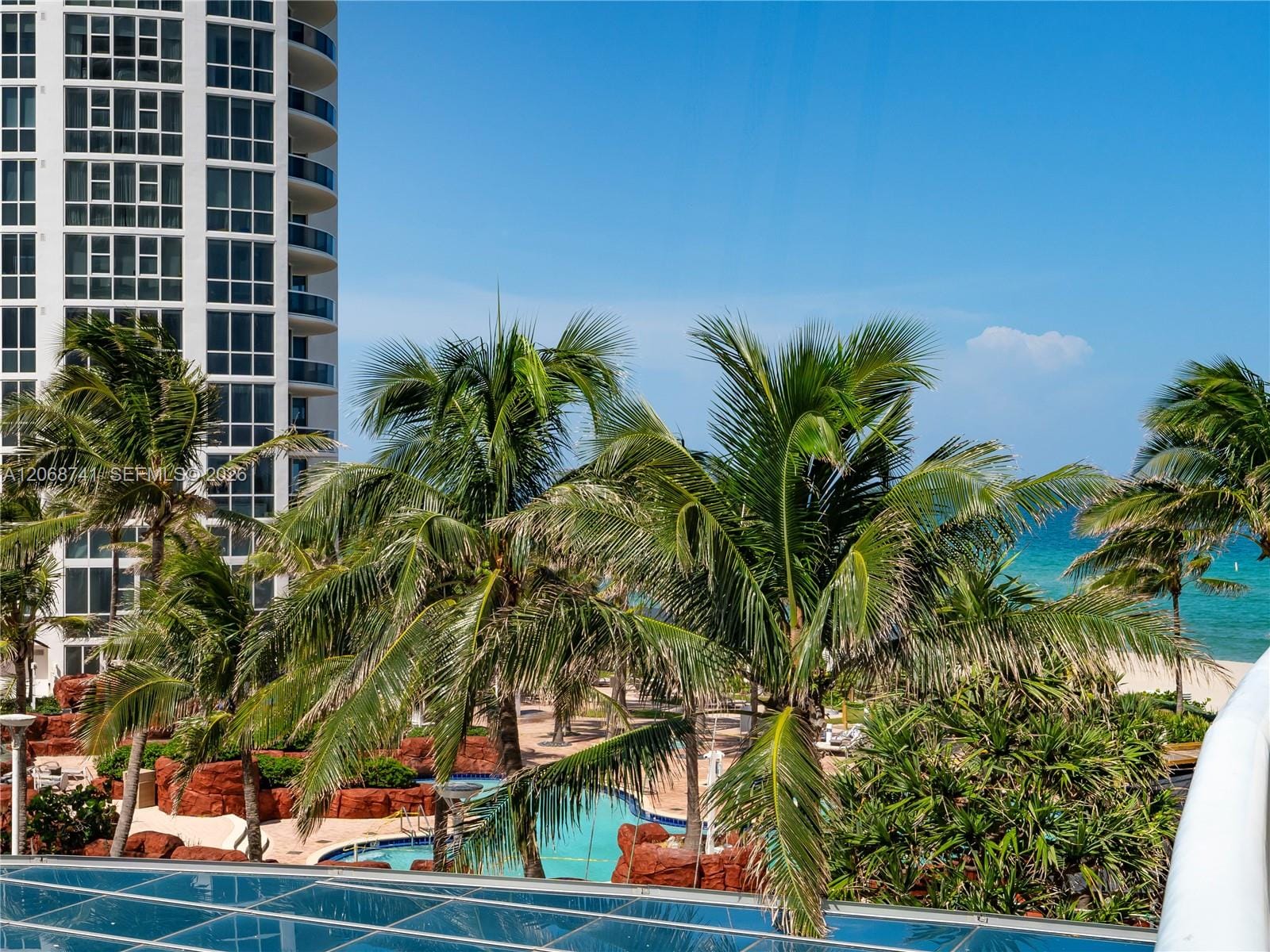 18101 Collins Avenue 503 — photo 12
