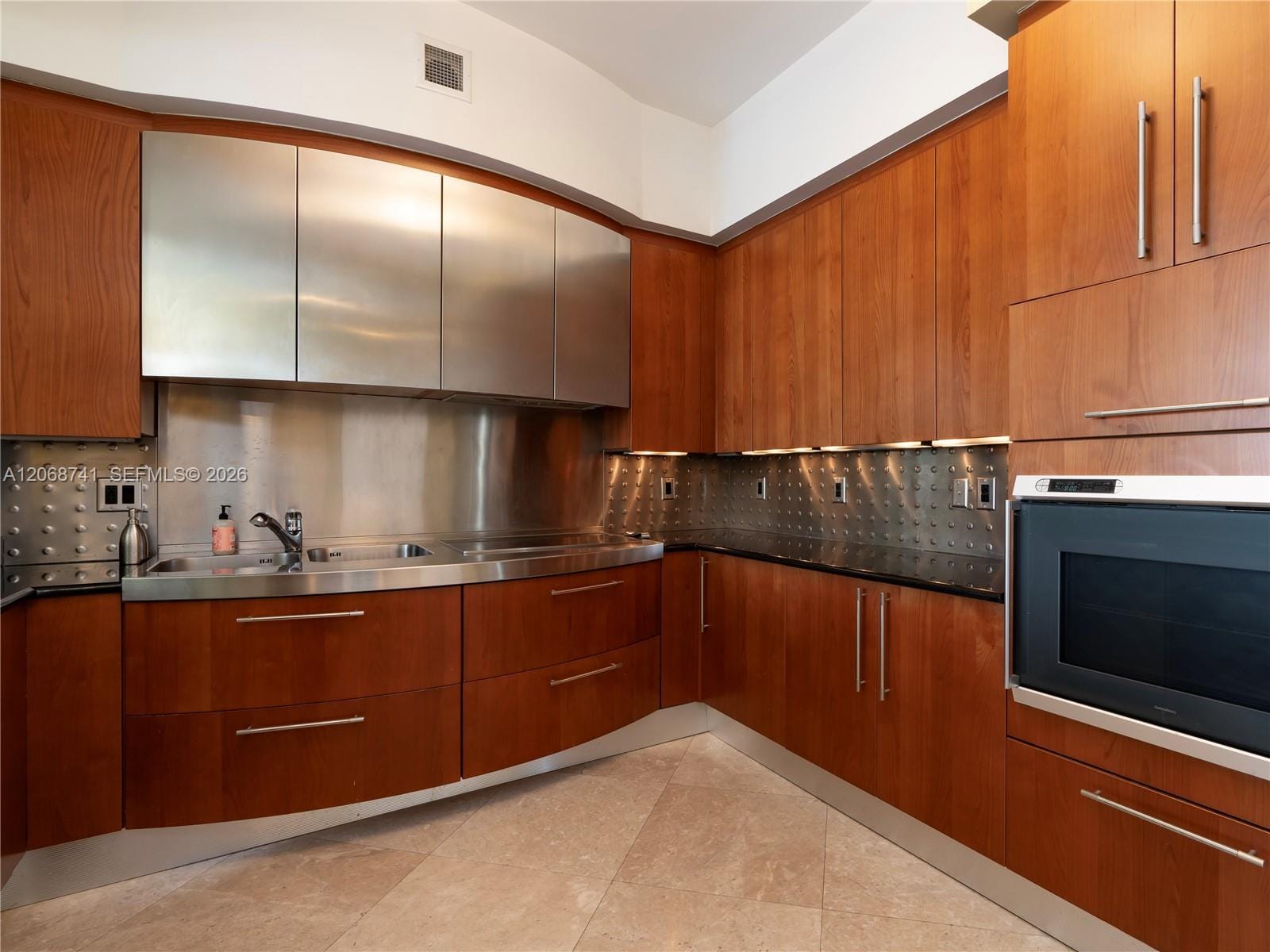18101 Collins Avenue 503 — photo 3