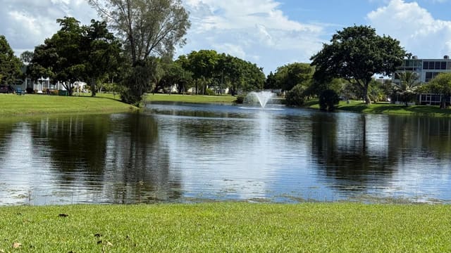 1033 FARNHAM O 1033, Farnham, Deerfield Beach, FL
