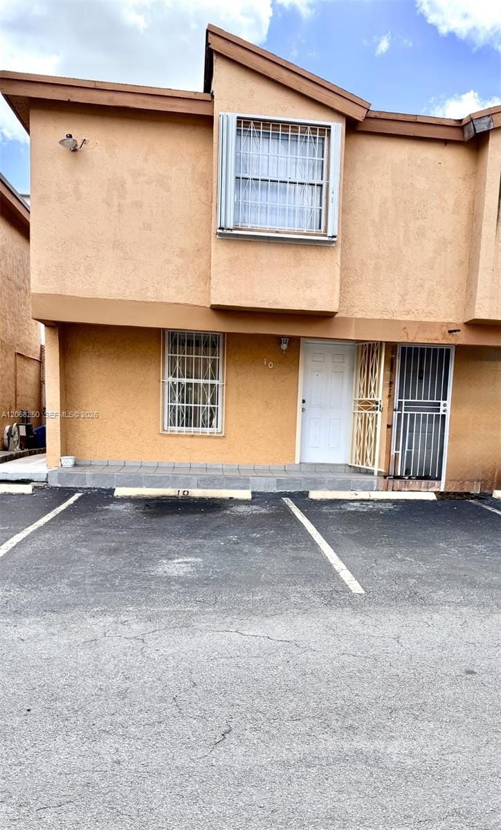 1701 W 42nd Place 10, Hialeah, FL 33012