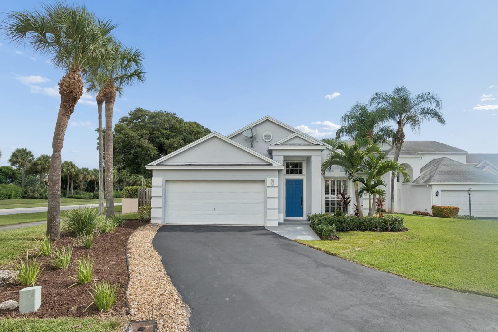 67 Kingfisher Way — photo 1