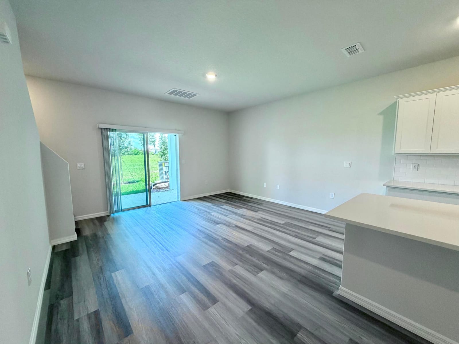 12813 SW Forli Way — photo 7