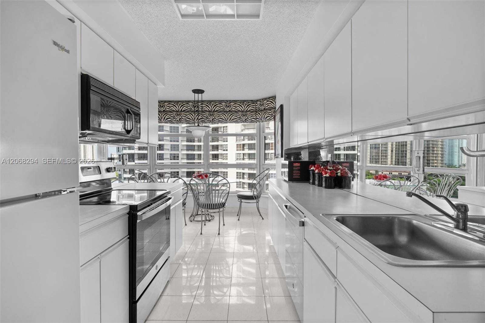 19101 NE 36th Court 807, Aventura, FL 33180 photo 10
