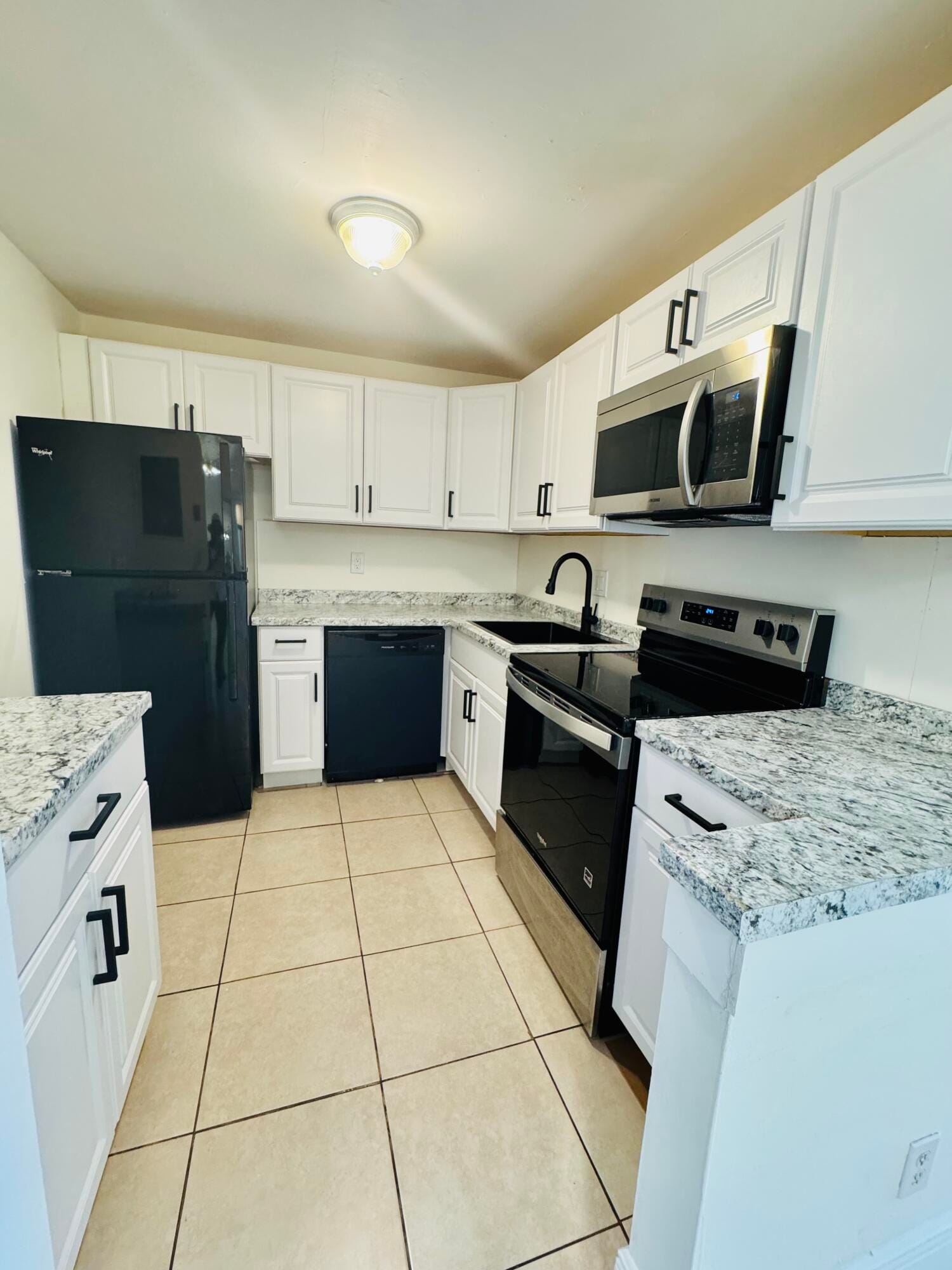 480 NW 20th Street 3020 — photo 1