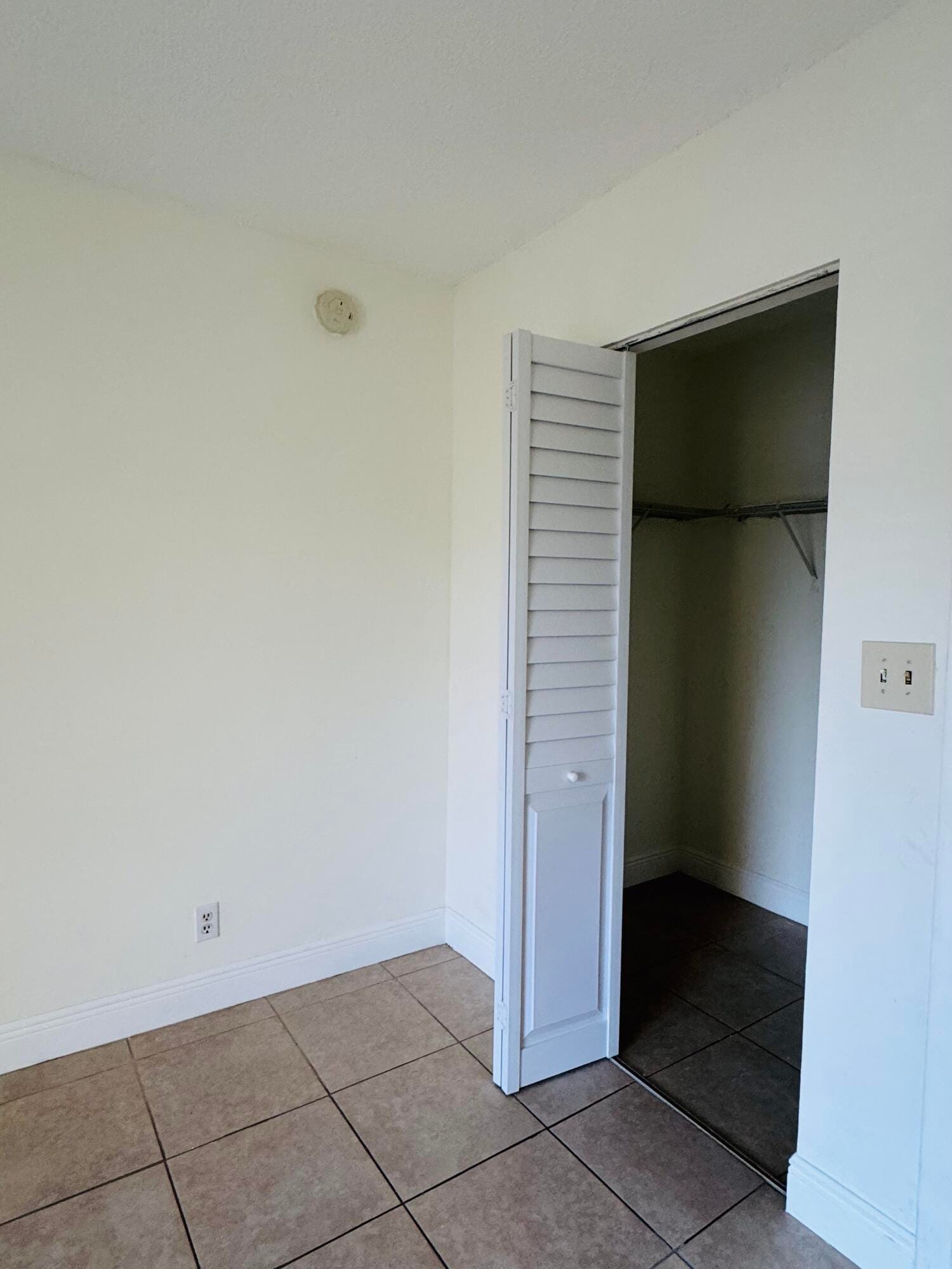 480 NW 20th Street 3020 — photo 6