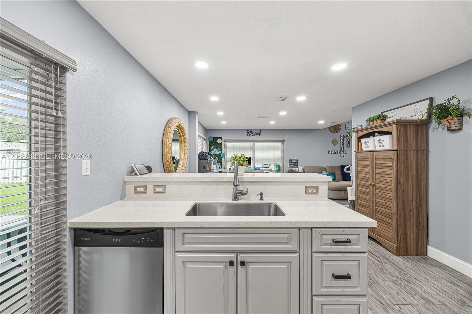 7216 SW 44th Court, Davie, FL 33314 photo 8