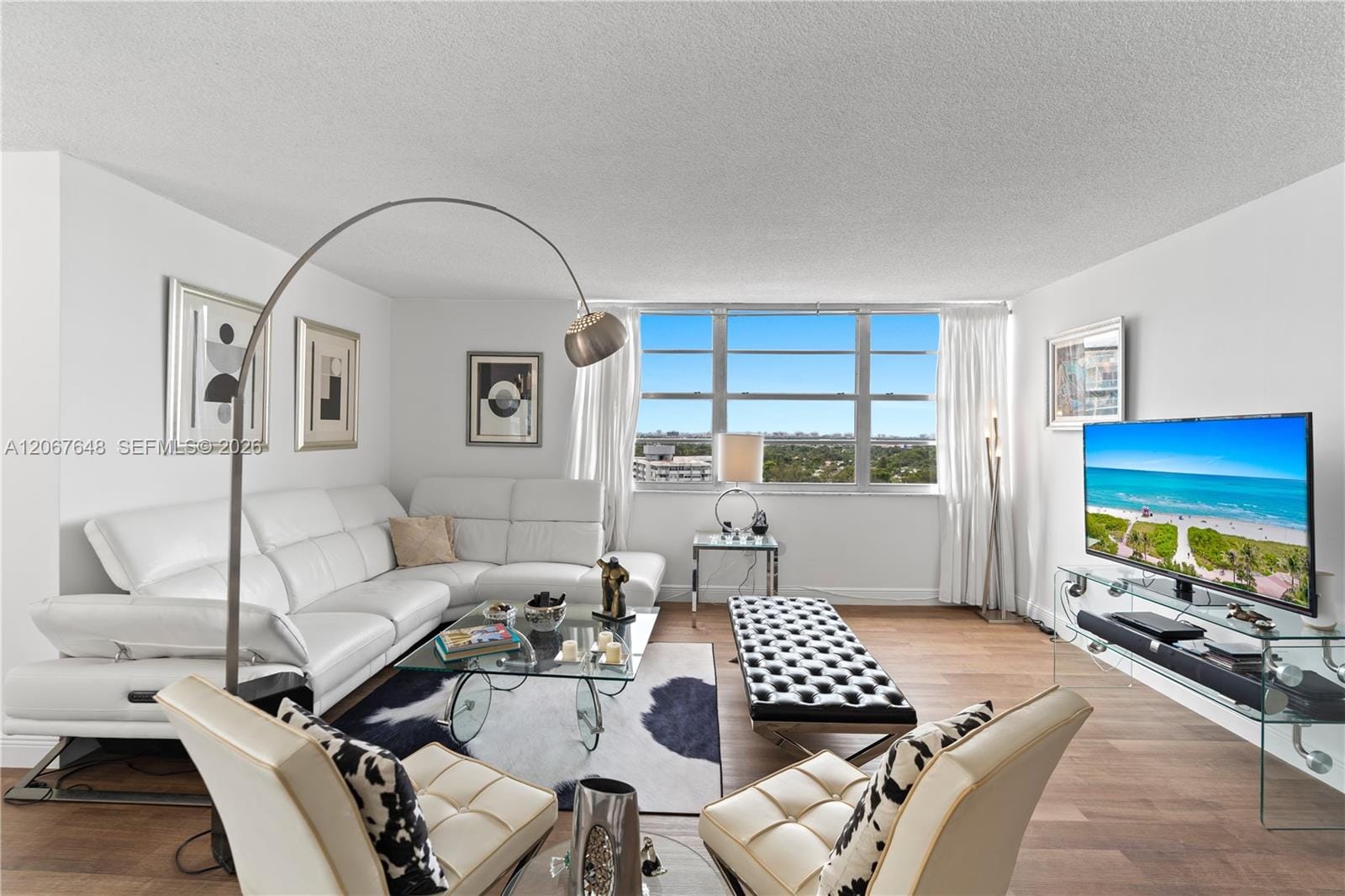 1301 NE Miami Gardens Drive 1515W — photo 3