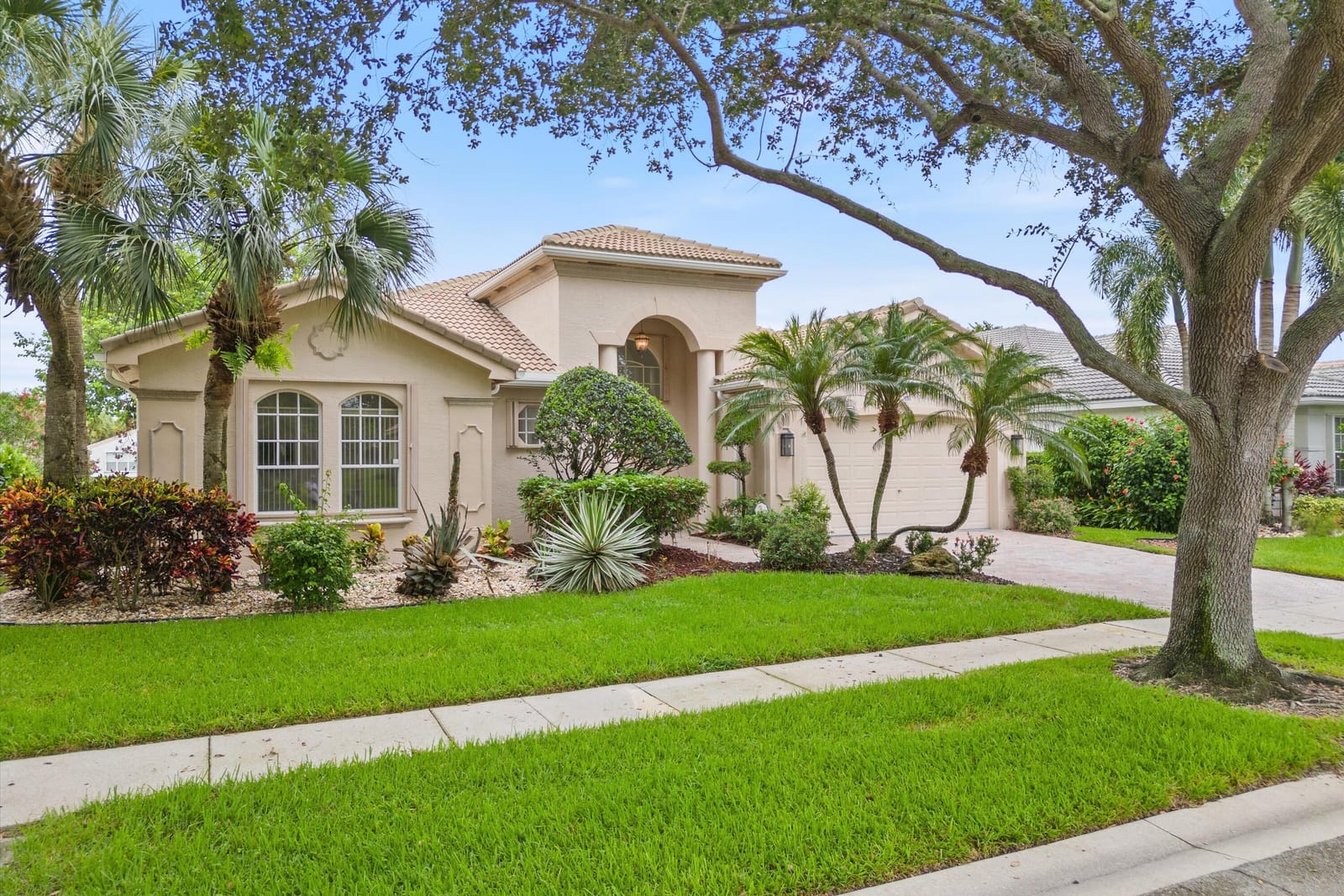 6830 FIJI Circle — photo 2
