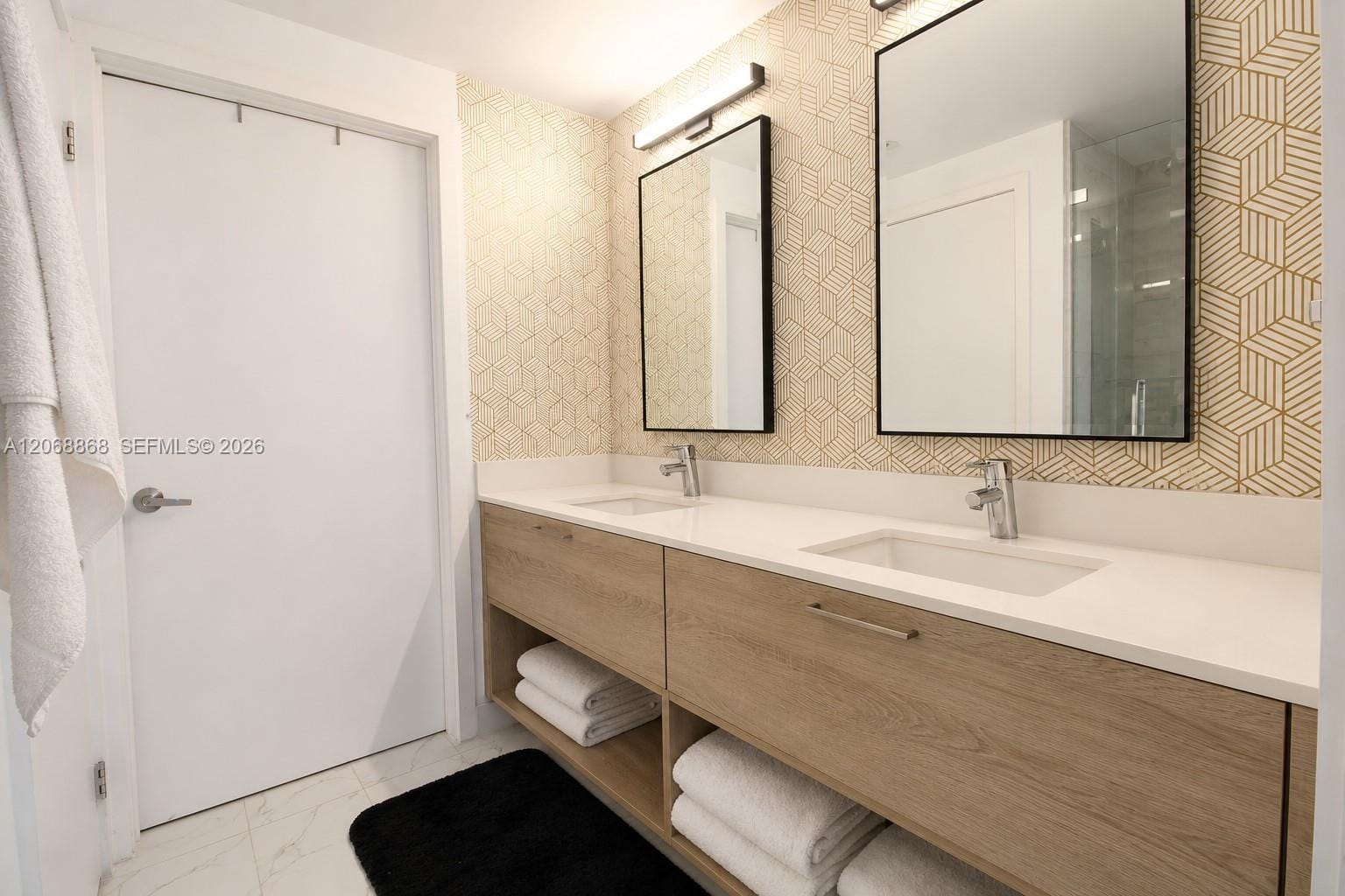 16385 Biscayne Boulevard 1920 — photo 12