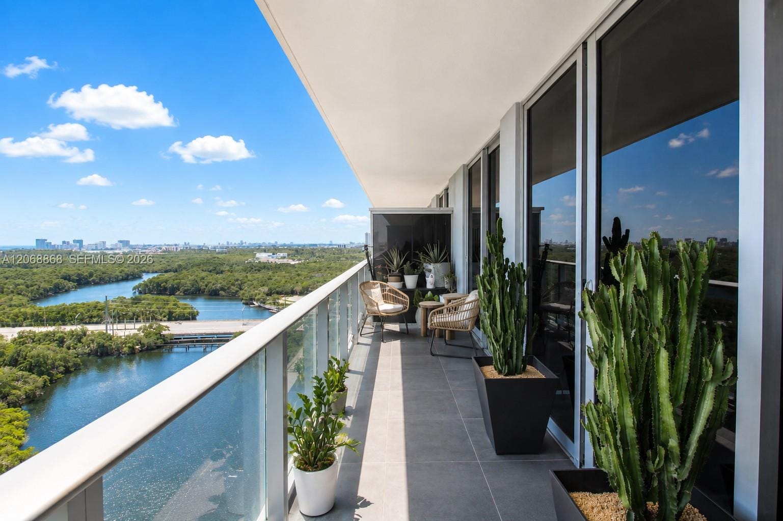 16385 Biscayne Boulevard 1920, North Miami Beach, FL 33160 photo 19