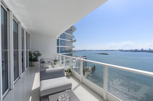 2020 N Bayshore Drive 2105, Miami, FL 33137