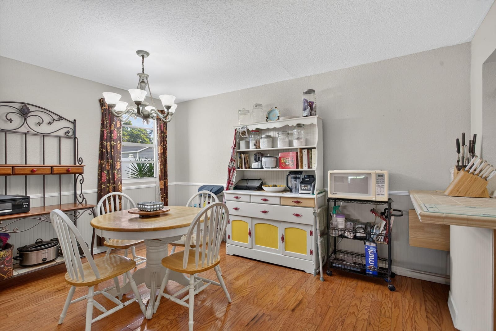 2750 NE 9TH Terrace — photo 8