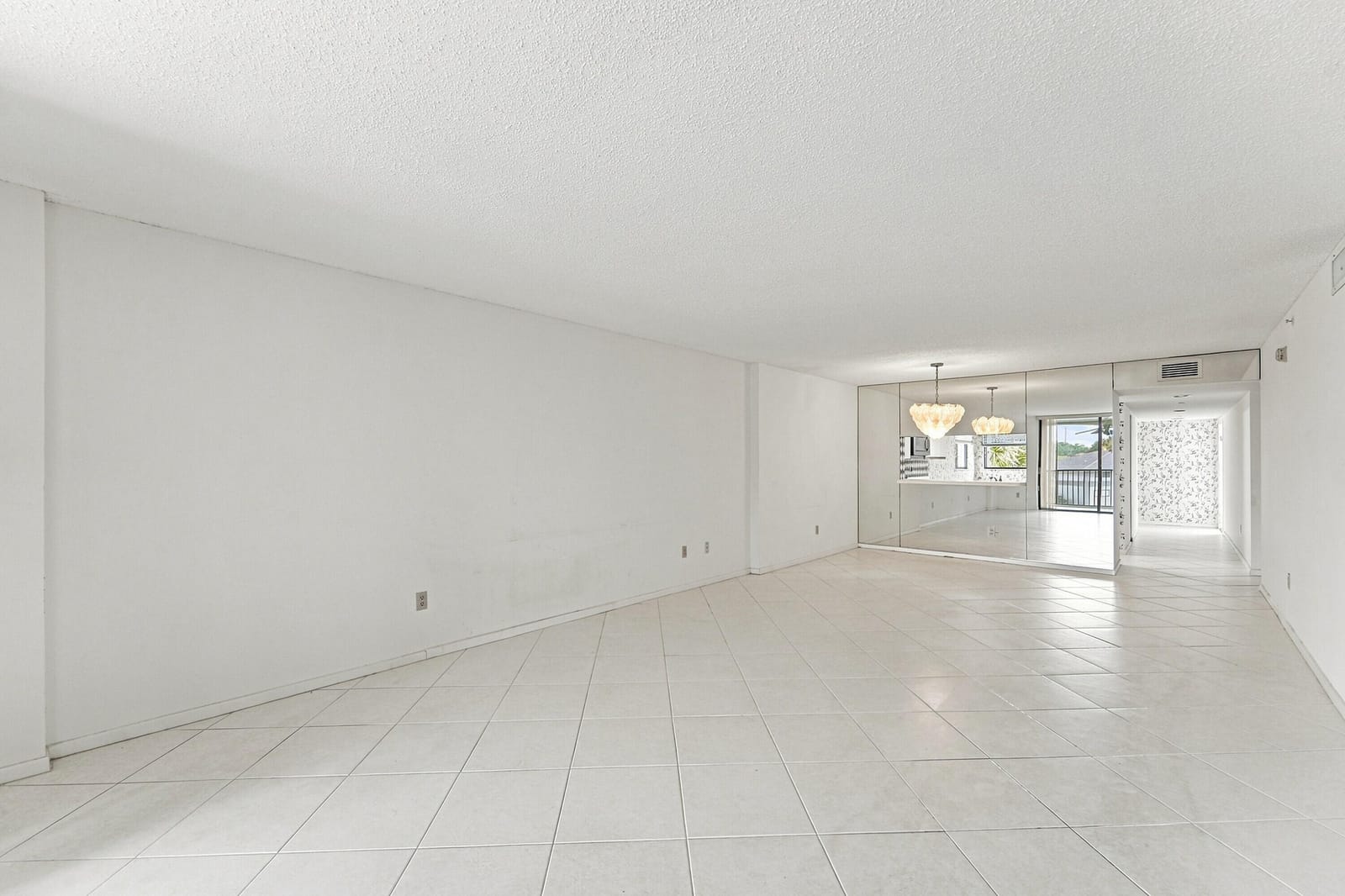 15355 LAKES OF DELRAY Boulevard 314 — photo 11