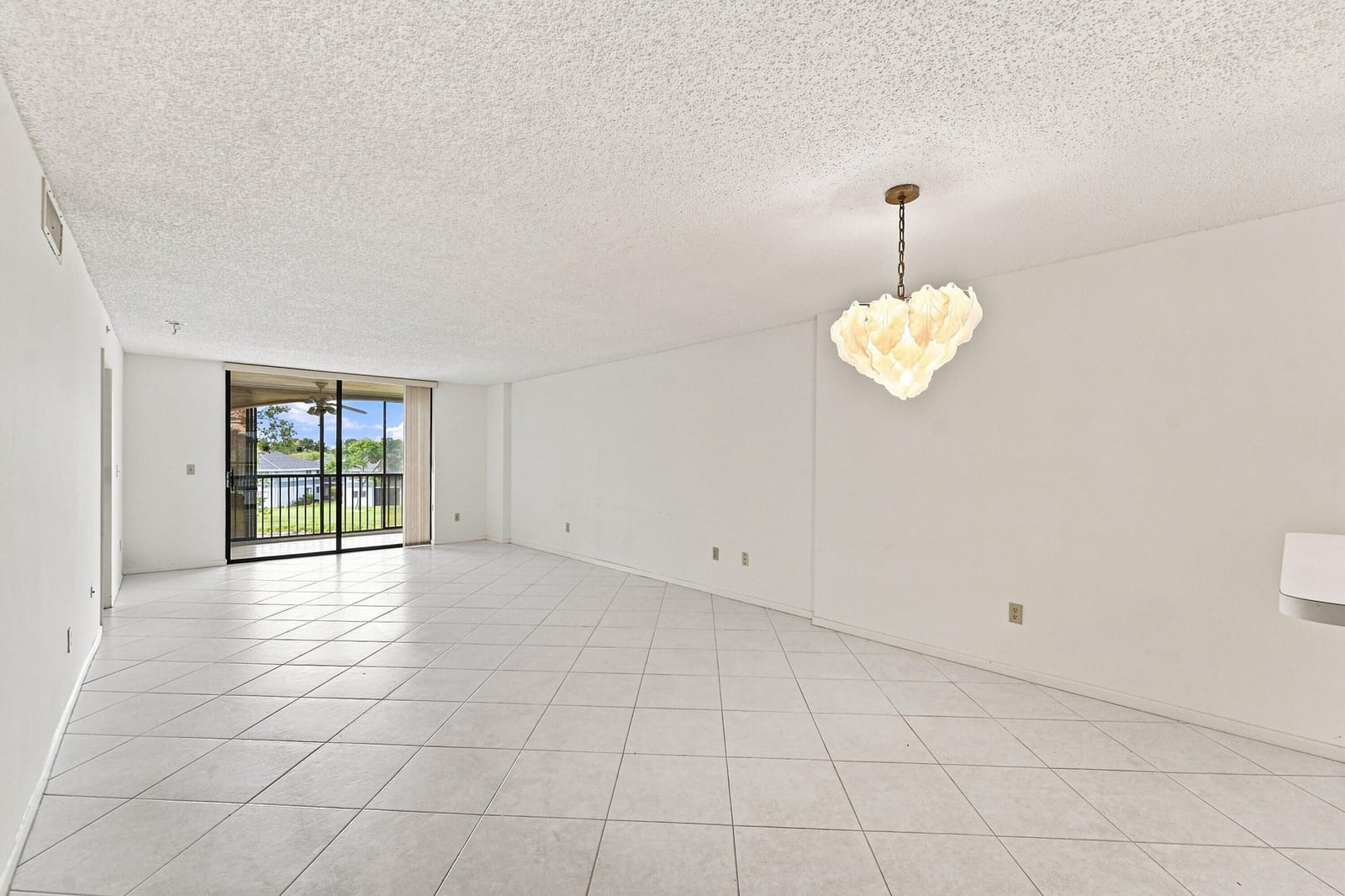 15355 LAKES OF DELRAY Boulevard 314 — photo 9