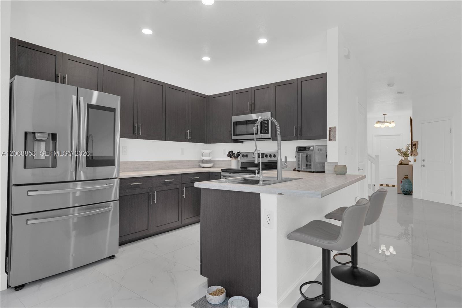550 NE 207th Street, Miami, FL 33179 photo 8