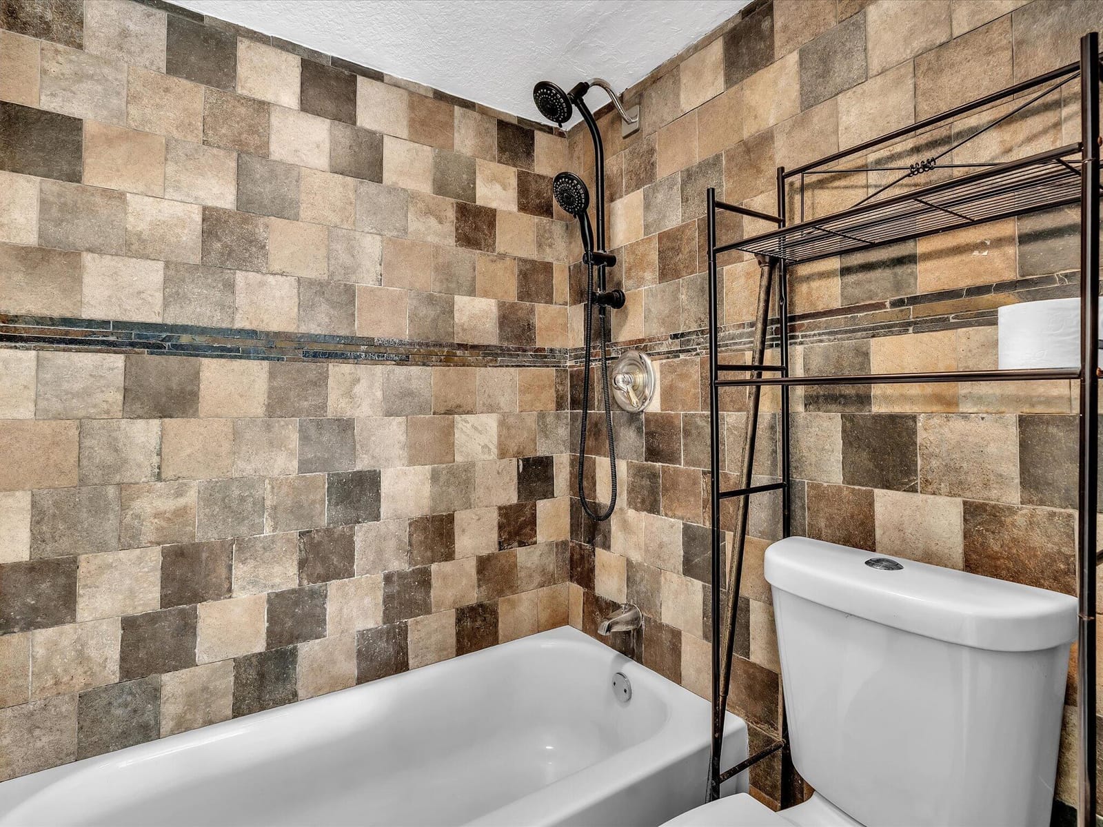 3002 NE 5th Terrace 105-B, Wilton Manors, FL 33334 photo 15