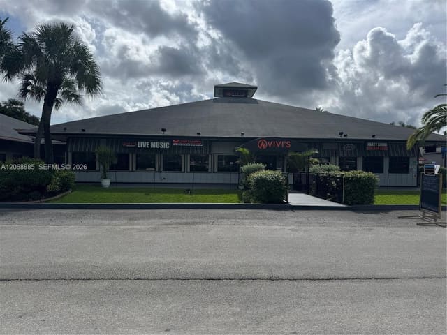 3333 N University Drive, Davie, FL 33024
