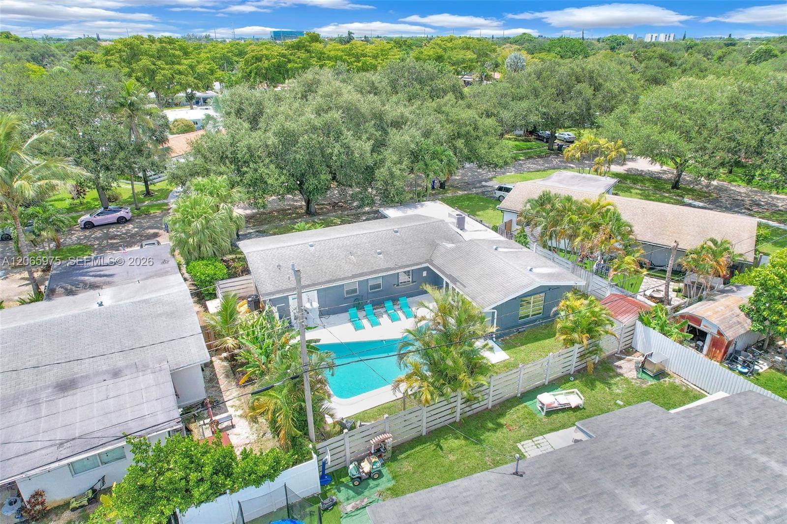 407 S 56th Terrace, Hollywood, FL 33023 photo 3