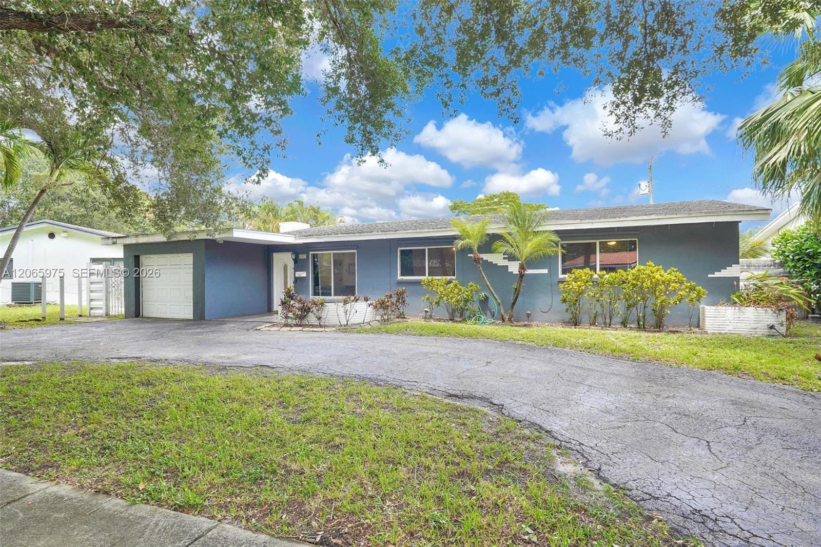 407 S 56th Terrace, Hollywood, FL 33023 photo 4