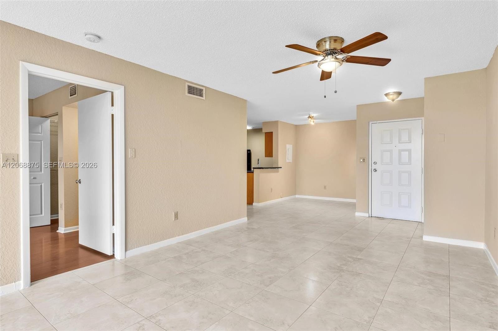 2880 N Oakland Forest Drive 110, Oakland Park, FL 33309