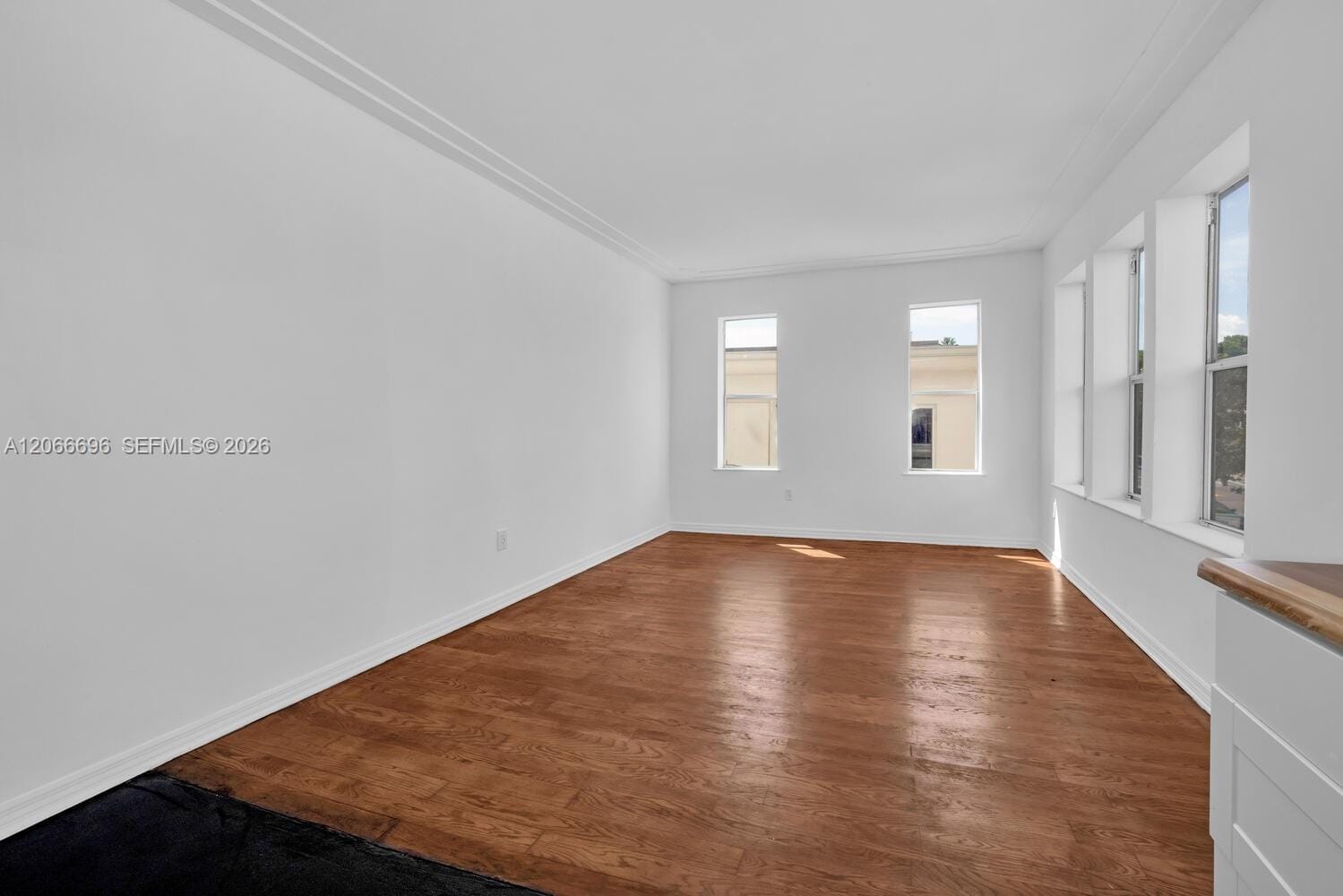 1027 Pennsylvania Avenue 201, Miami Beach, FL 33139 photo 9