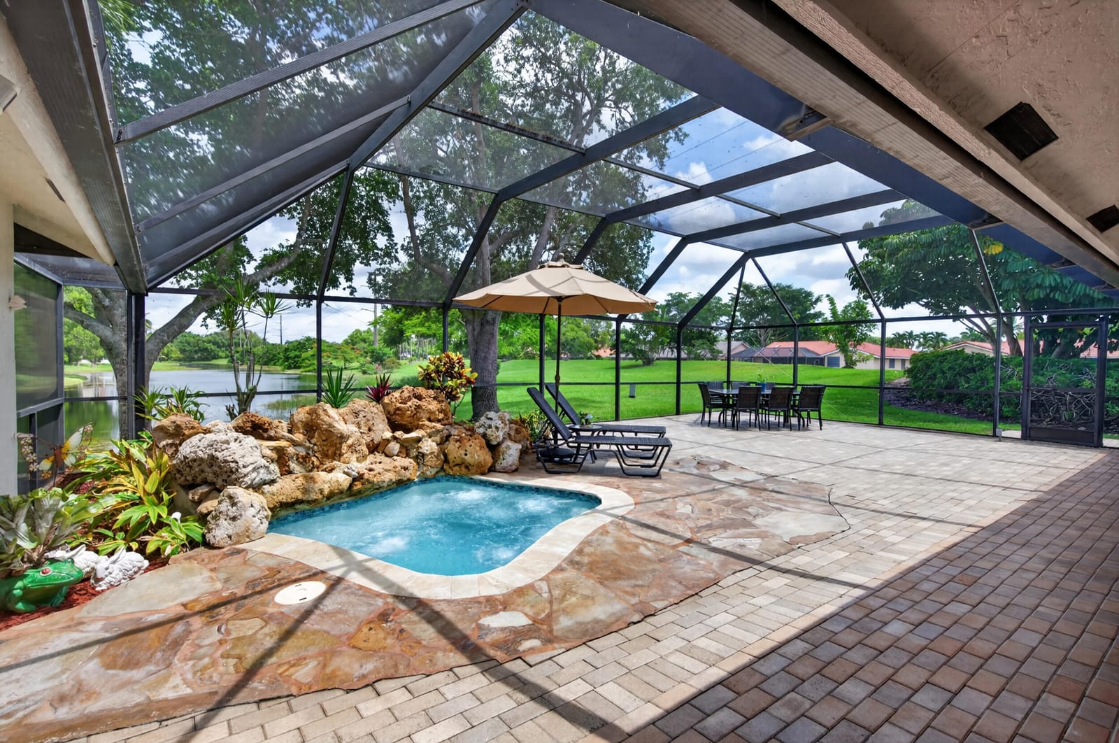 709 Crystal Court, Weston, FL 33326 photo 2