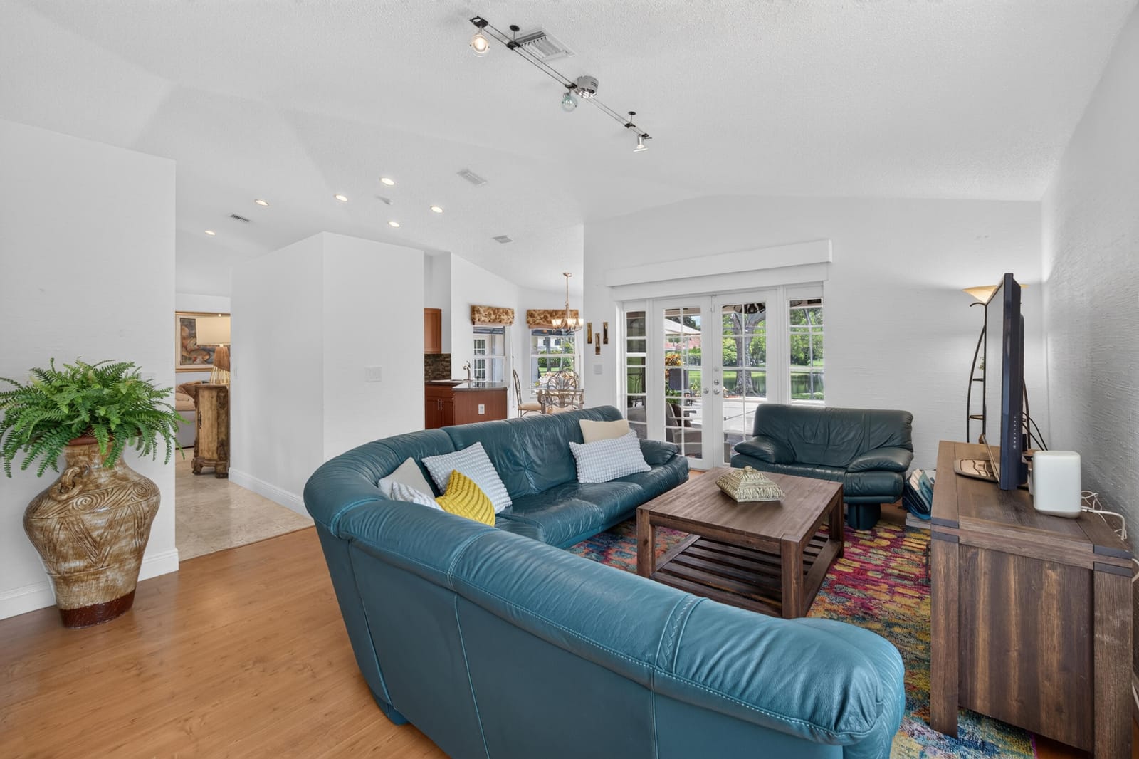 709 Crystal Court, Weston, FL 33326 photo 9