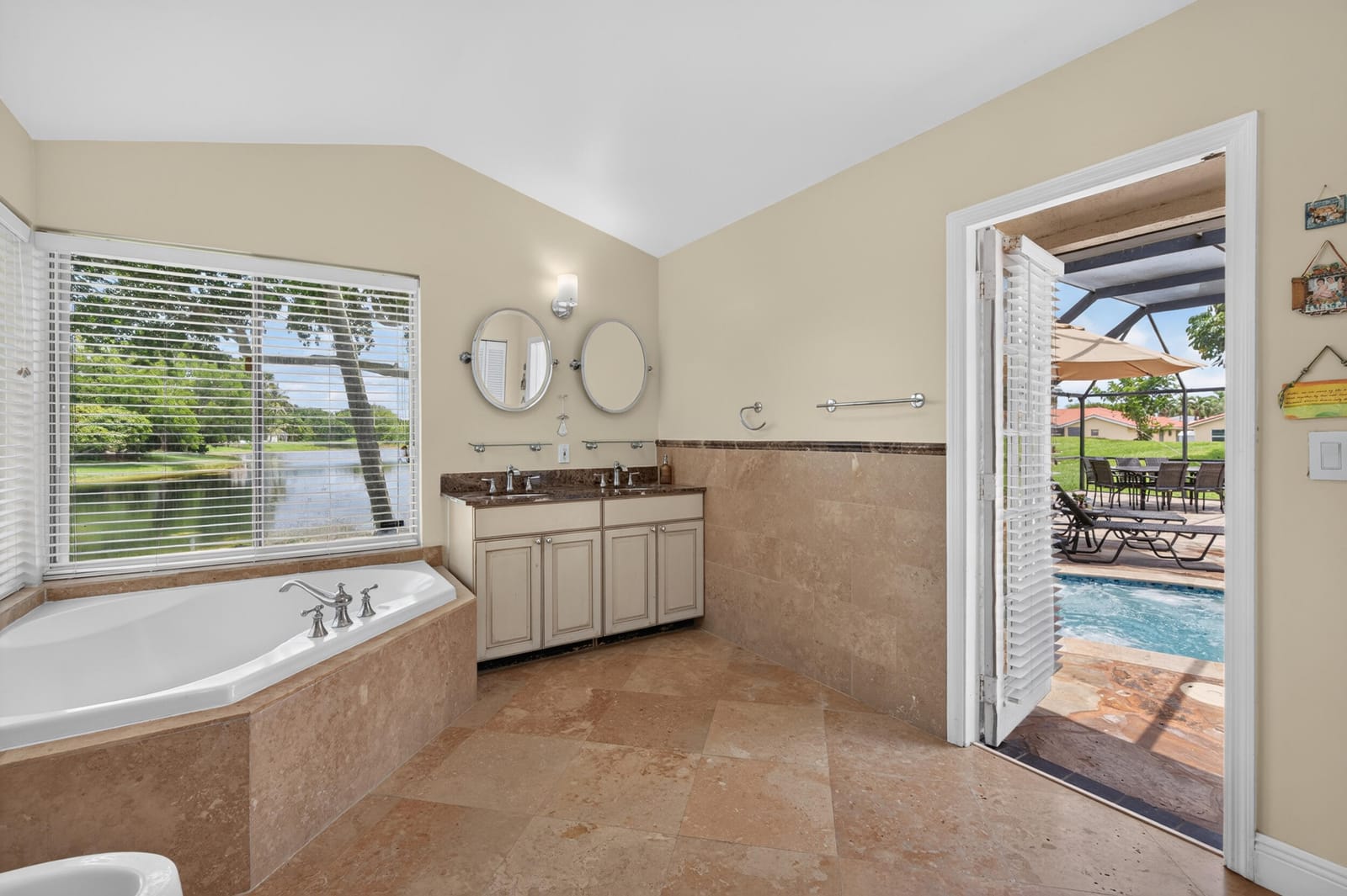 709 Crystal Court, Weston, FL 33326 photo 13