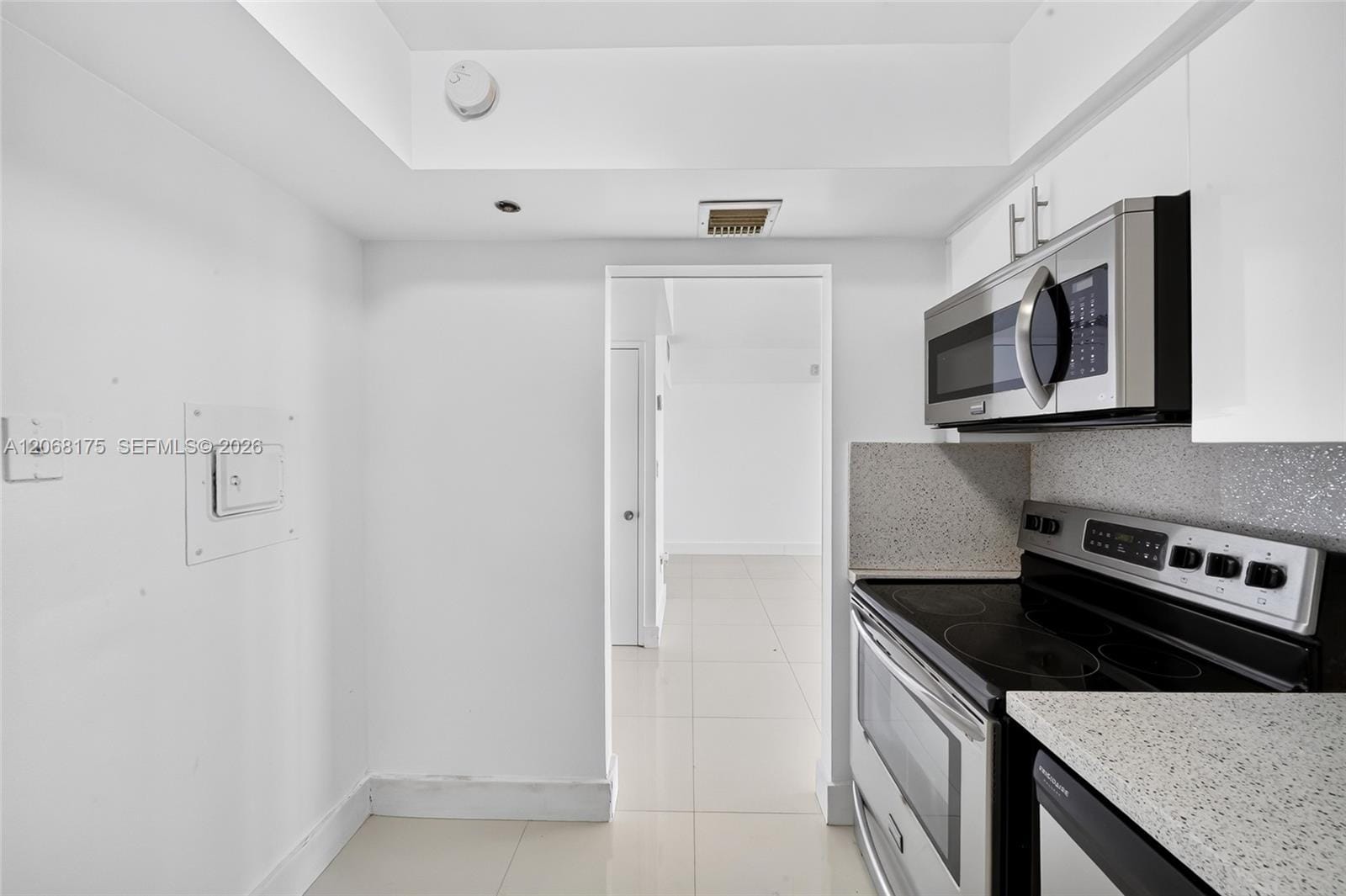 20505 E Country Club Drive 2132, Aventura, FL 33180 photo 17