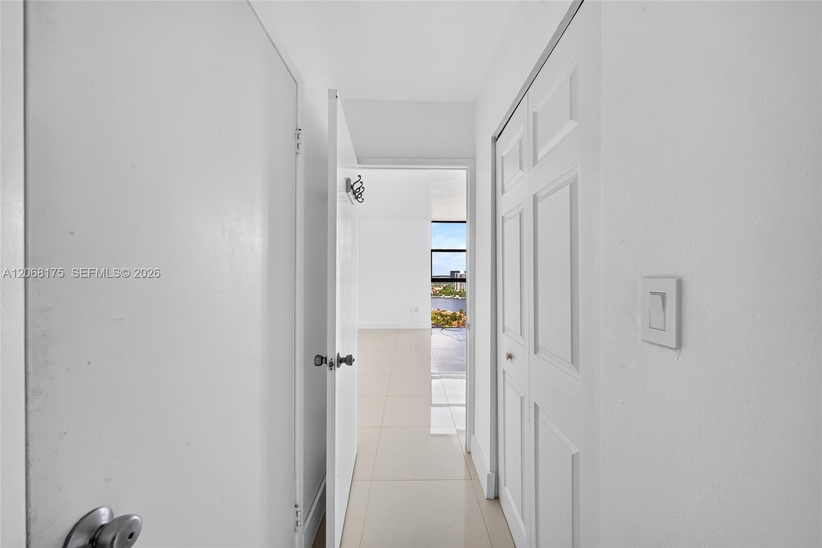 20505 E Country Club Drive 2132, Aventura, FL 33180 photo 22