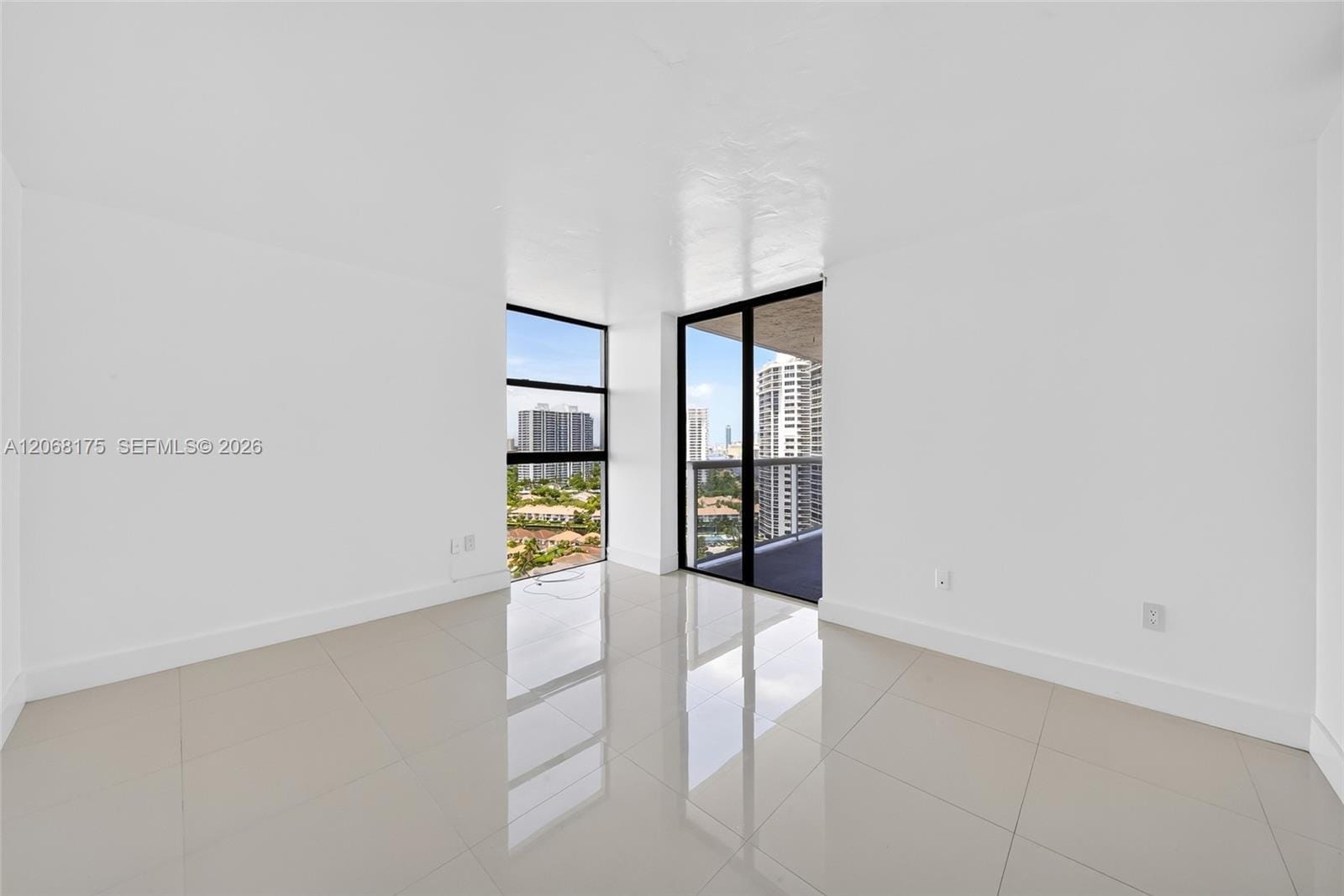 20505 E Country Club Drive 2132, Aventura, FL 33180 photo 24