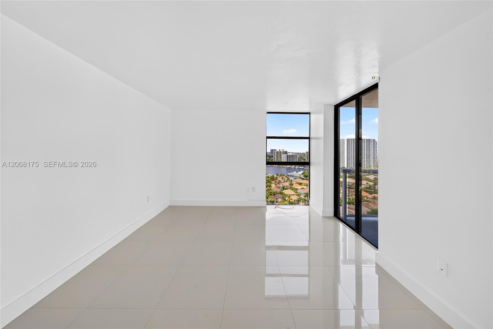 20505 E Country Club Drive 2132, Aventura, FL 33180 photo 25