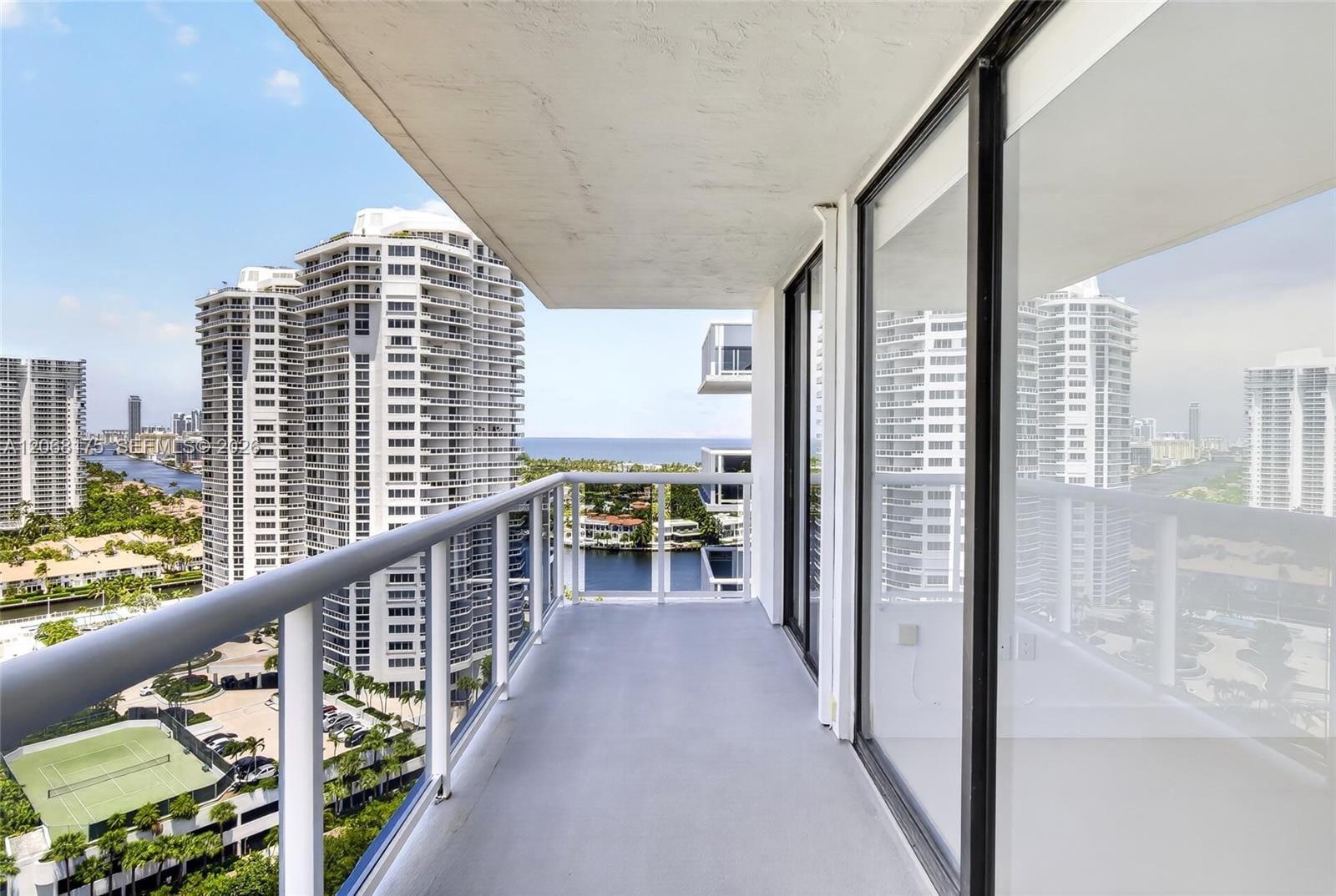 20505 E Country Club Drive 2132, Aventura, FL 33180 photo 28