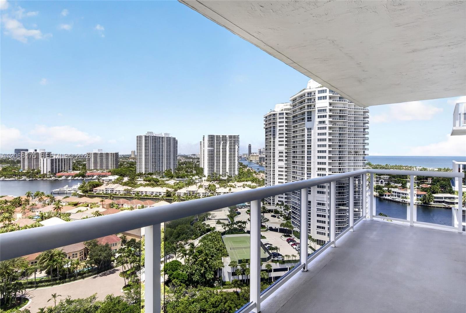 20505 E Country Club Drive 2132, Aventura, FL 33180 photo 29