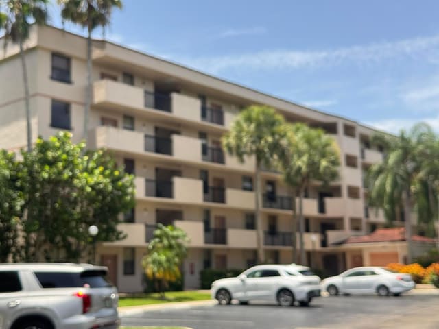 2766 S CARAMBOLA Circle S 406, The Township, Coconut Creek, FL