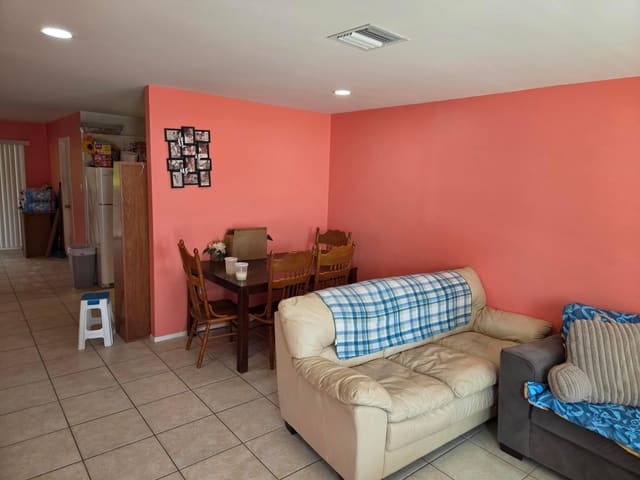 276 SE NORFOLK Boulevard, sold in Fishermans Cove, Stuart, FL