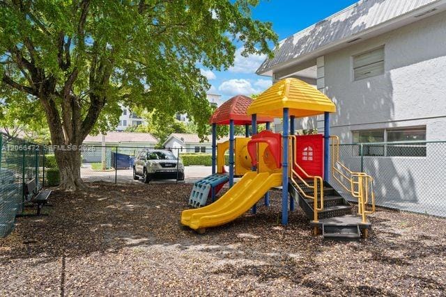 17255 SW 95th Avenue D153 — photo 10
