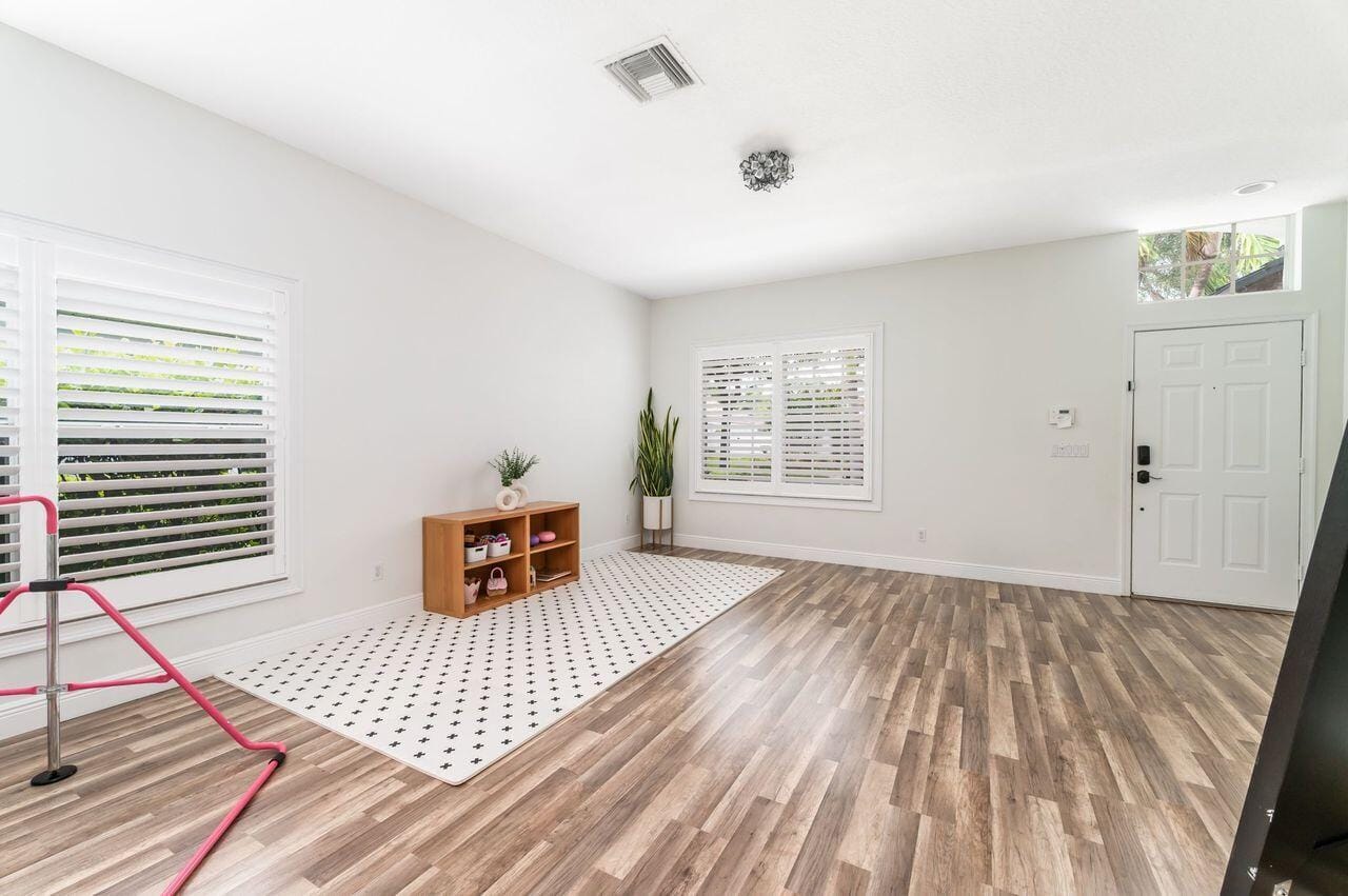 1044 ANCHOR Point — photo 5
