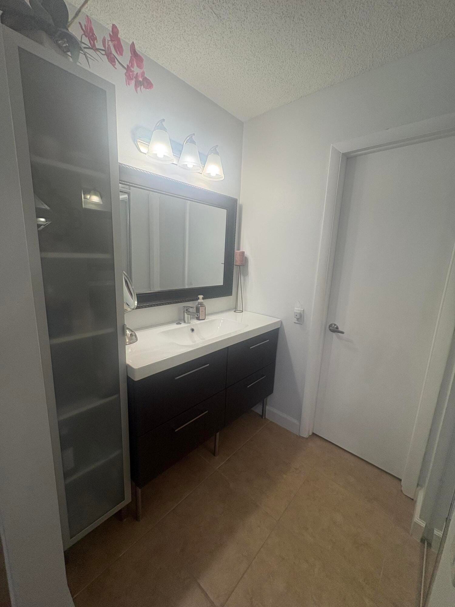 9200 Lime Bay Boulevard, Tamarac, FL 33321 photo 15